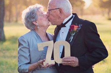 Casal comemora 70 anos de casamento e ganha sonhado ensaio fotográfico que nunca tiveram